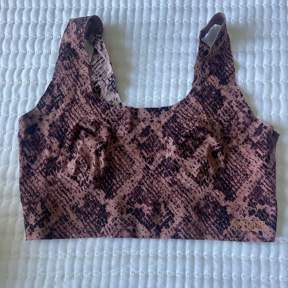 PINK Victoria Secret seamless sports bra